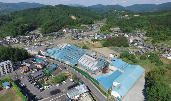 奈良県桜井市の当社全景